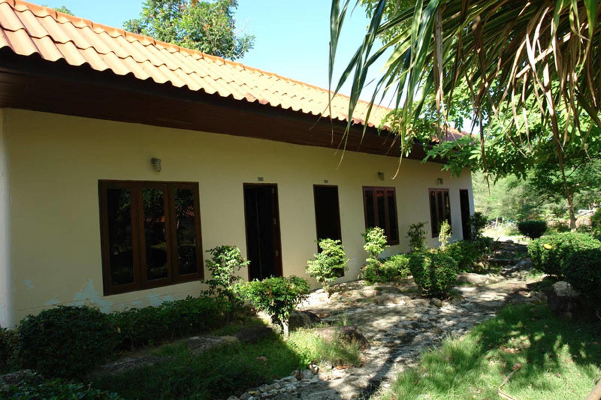 Buritara Resort, Phangan Island Chaloklum Buitenkant foto